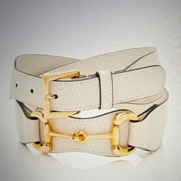 Gucci | Accessories | Gucci Belt With Gold Horsebit Accents  display picture 3